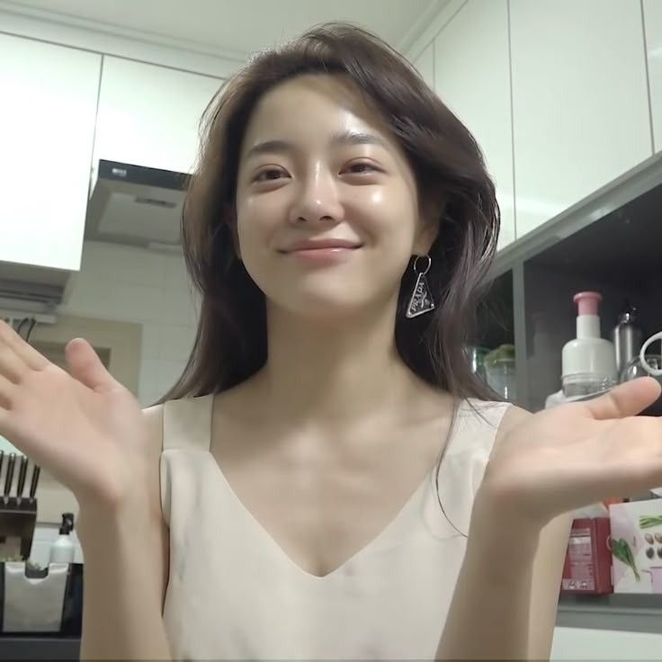 Best Skincare Routine for Glowing Skin in 2025 Best Skincare Routine for Glowing Skin in 2025